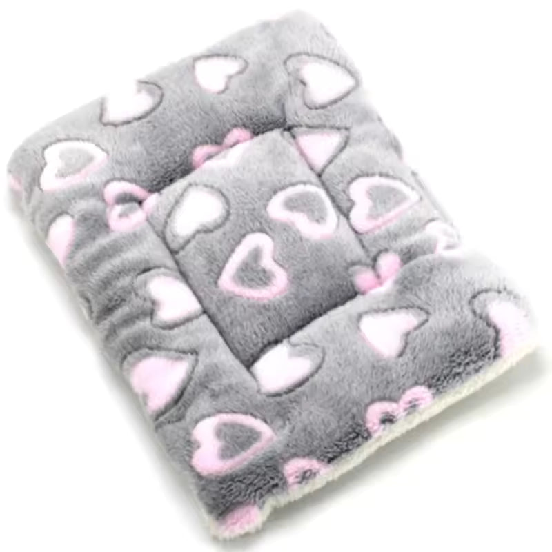 Cozy Pet Sleeping Pad – Warm Fleece Dog Blanket, Soft Cat Cushion Mat, Plush Puppy Mattress for Small Pets & Kittens